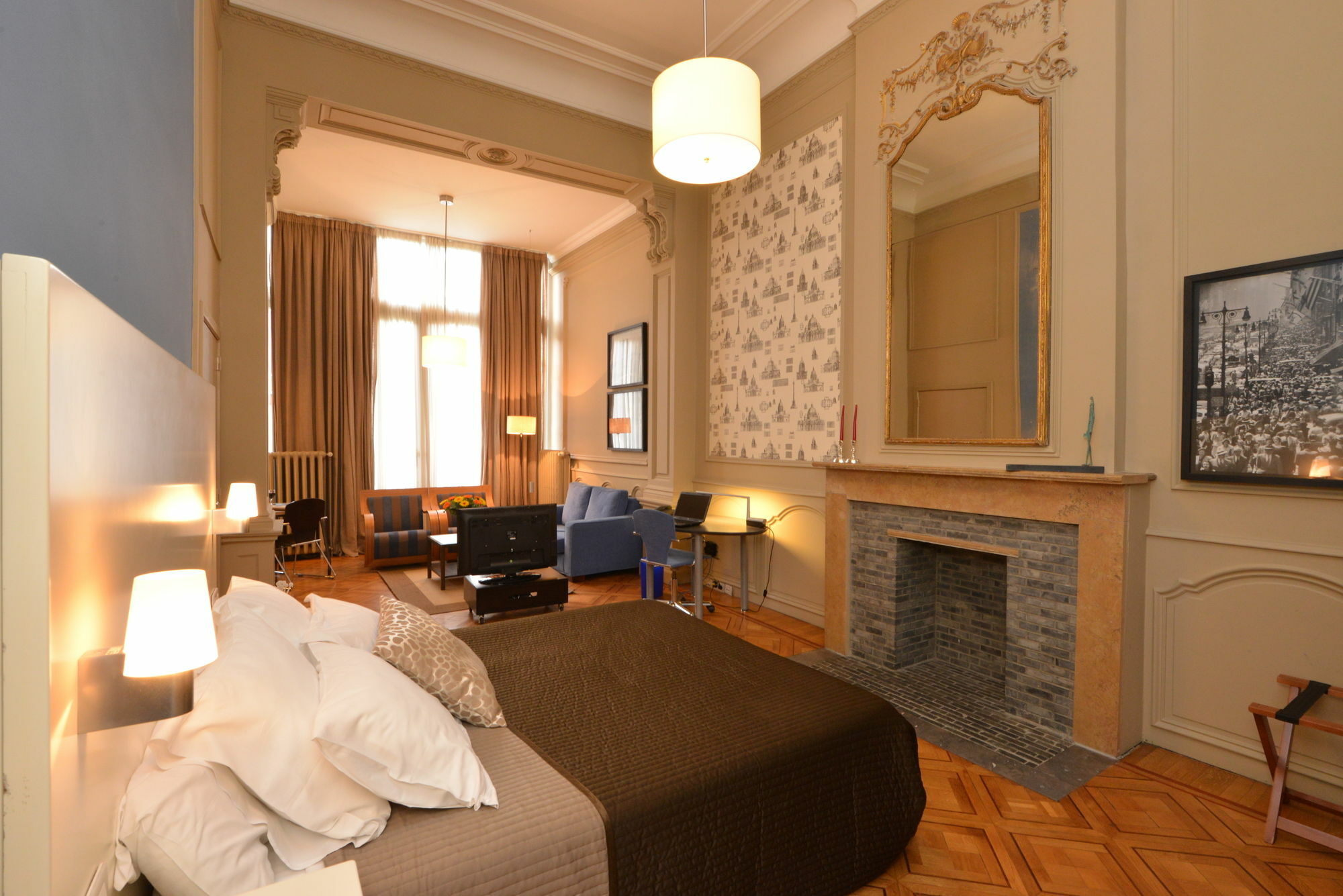 Mas Aparthotel Eu Brussel Eksteriør bilde